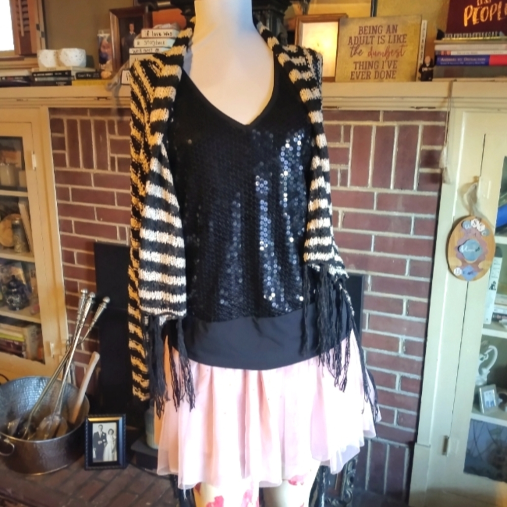 Tank, skirt & sweater bundle